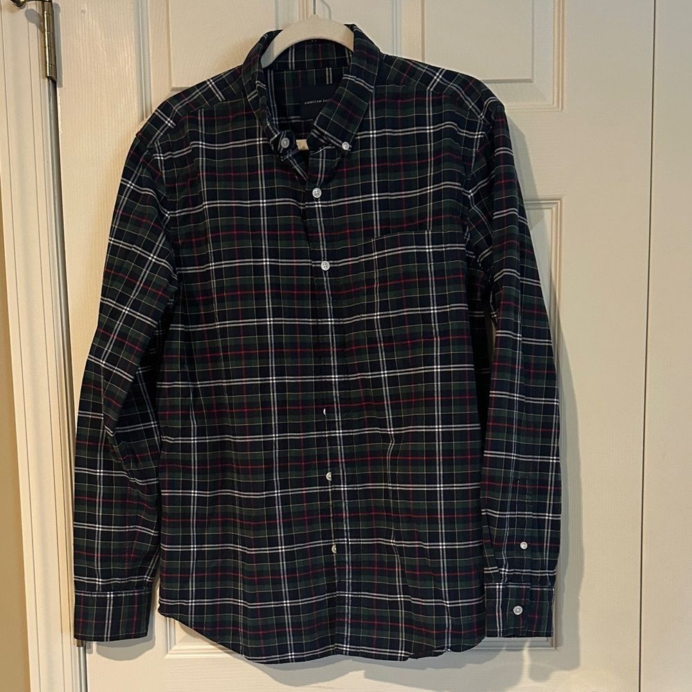 American Eagle Outfitters Men's Plaid Shirt - Black, Green, Red